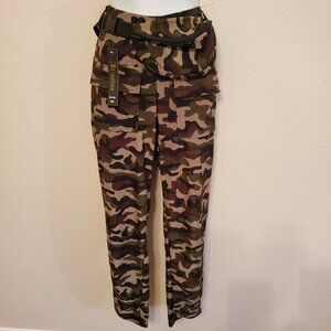Jt Mrino Women's Camouflage Cargo Leggings, Size S/M.